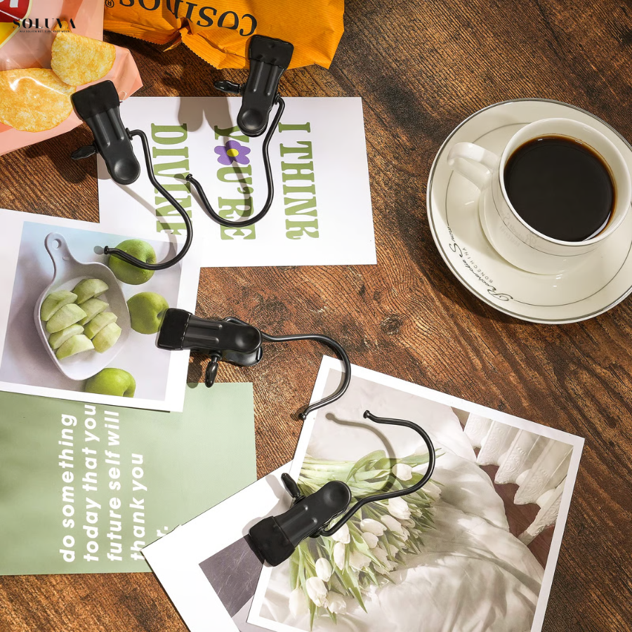 EasyHook - Ruimtebesparende Kledingklemmen